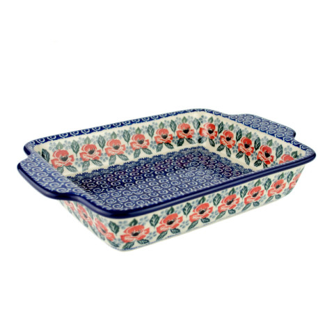 Oven dish with handles