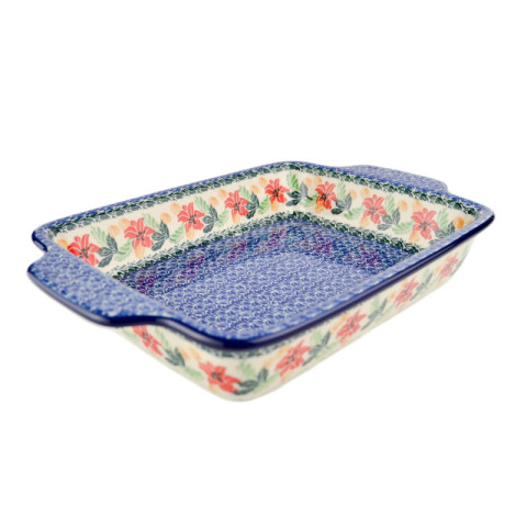 Oven dish with handles
